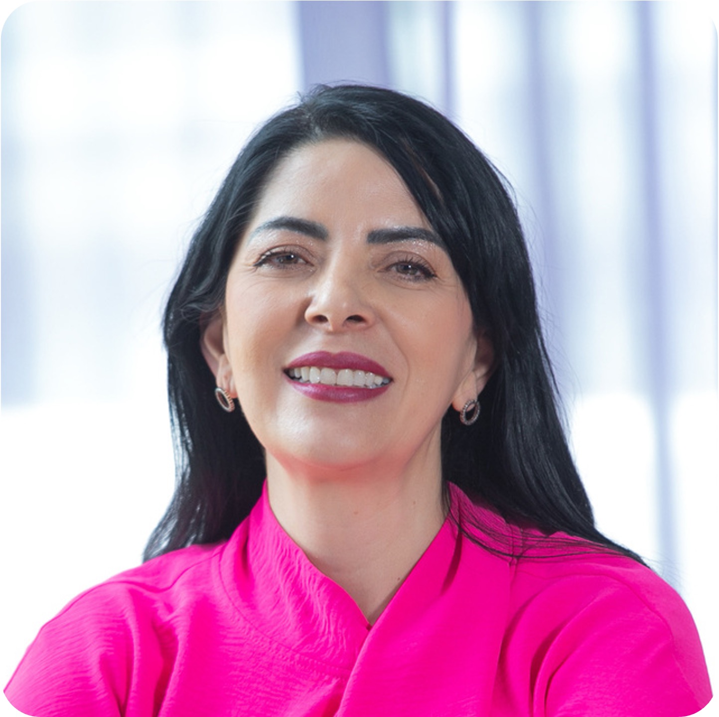 Ofelia Vega - Psicóloga Clínica & Coach en CORES